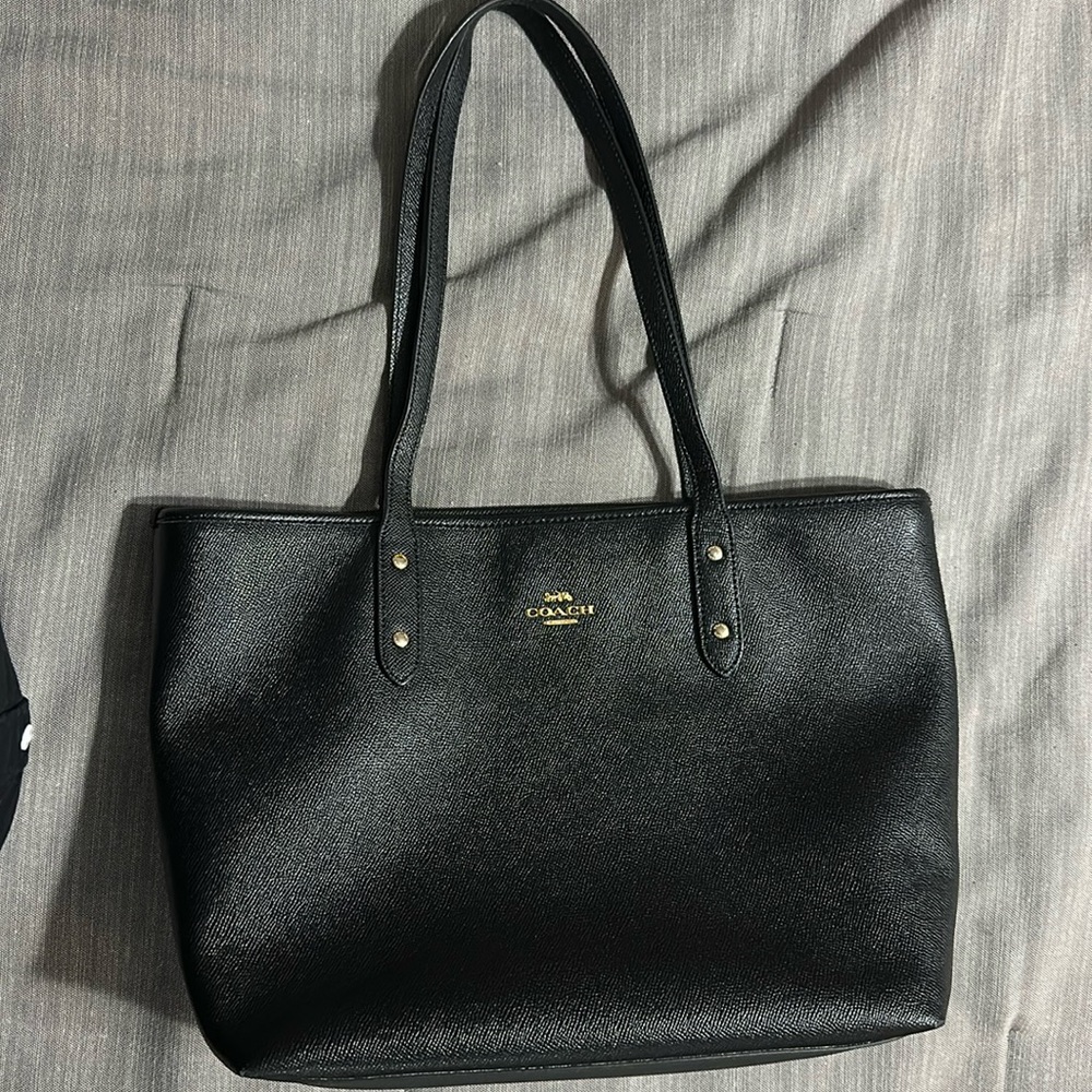 Coach Classic City Zip Tote